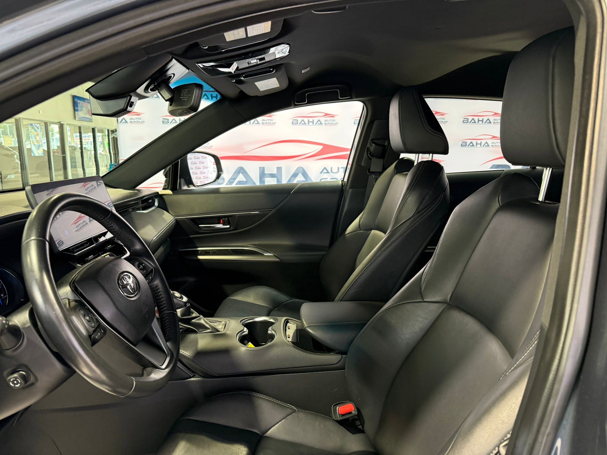Used 2023 Toyota Venza XLE AWD/4WD image 46