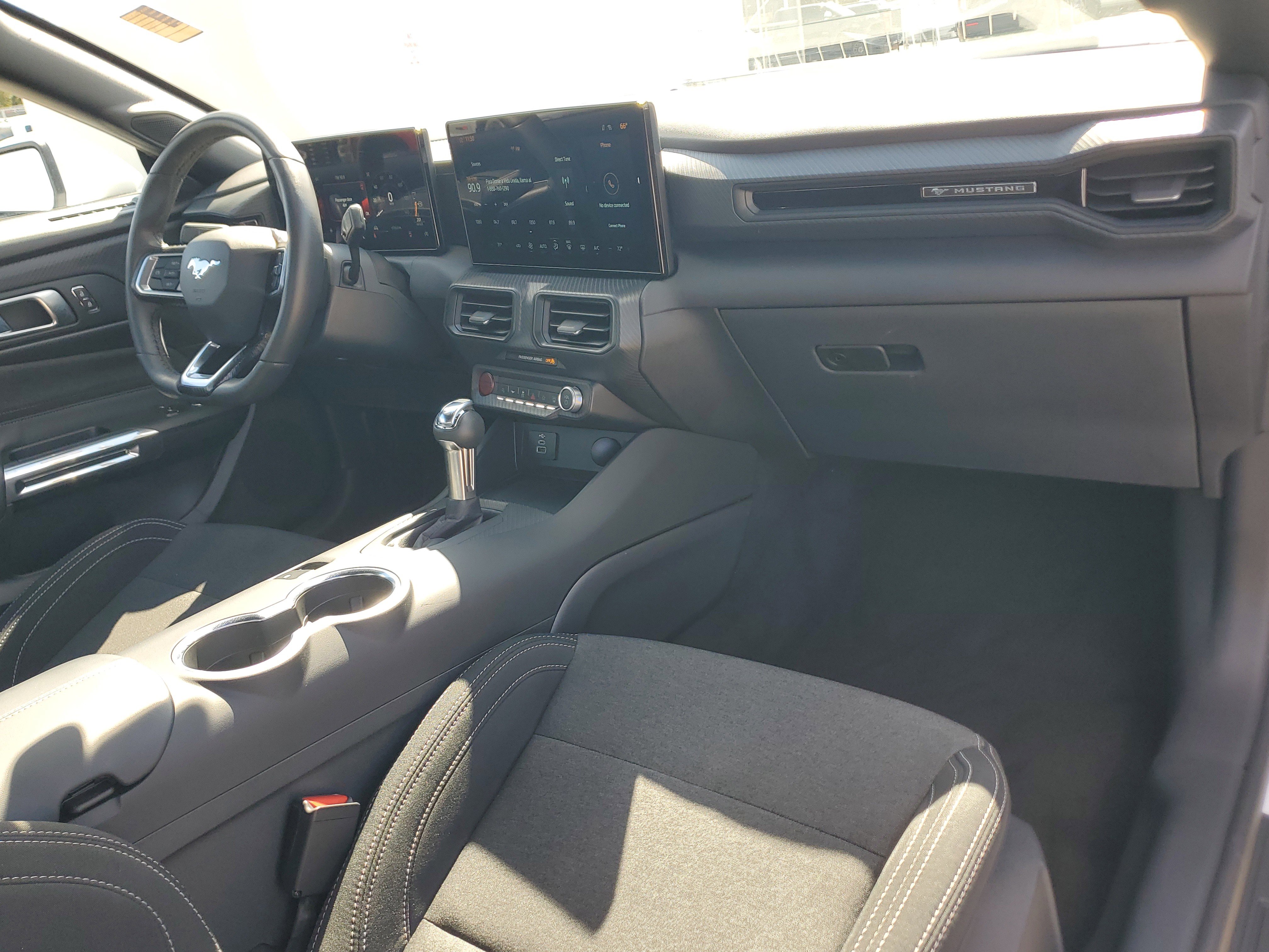 Used 2025 Ford Mustang Coupe image 14