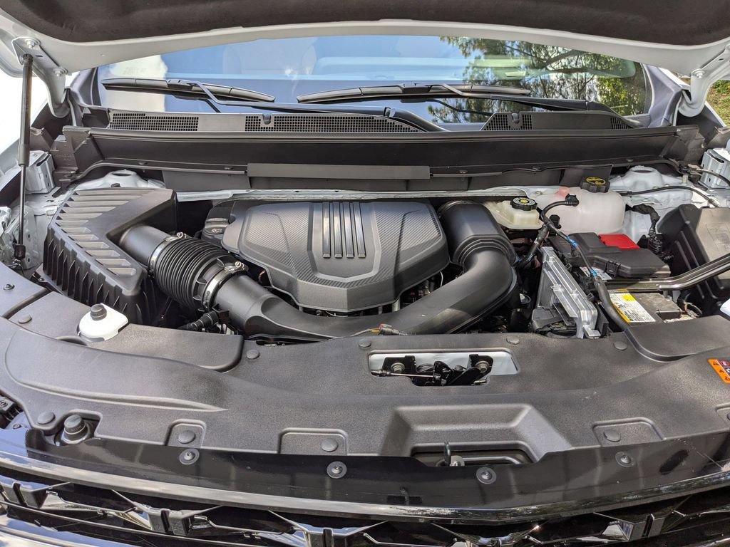 New 2027 Chevrolet Traverse Z71 w/ Driver Confidence Package AWD/4WD image 35
