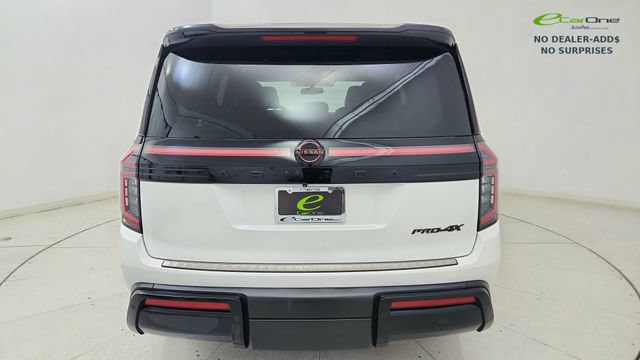 Used 2026 Nissan Armada PRO-4X w/ Captain's Chari Seat Package AWD/4WD image 5