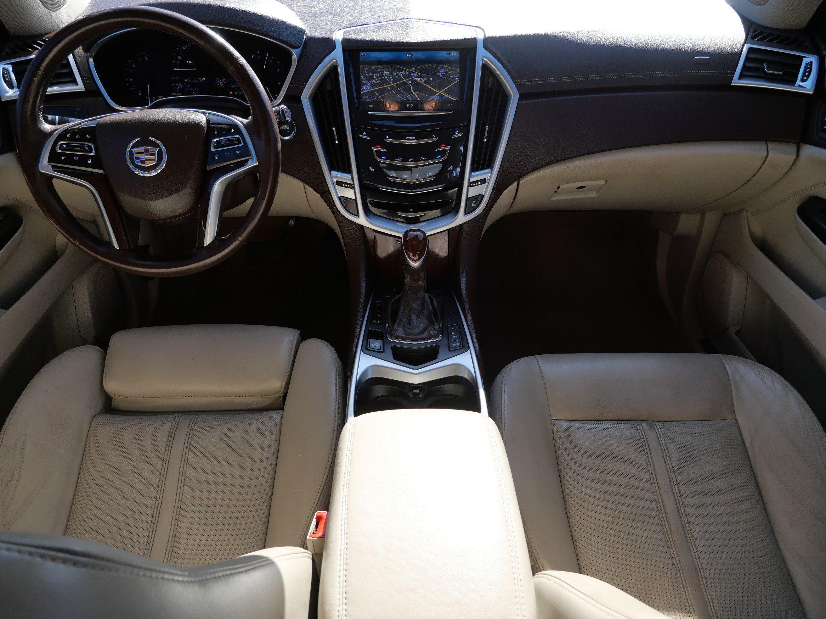 Used 2015 Cadillac SRX Luxury w/ Driver Awareness Package FWD image 10