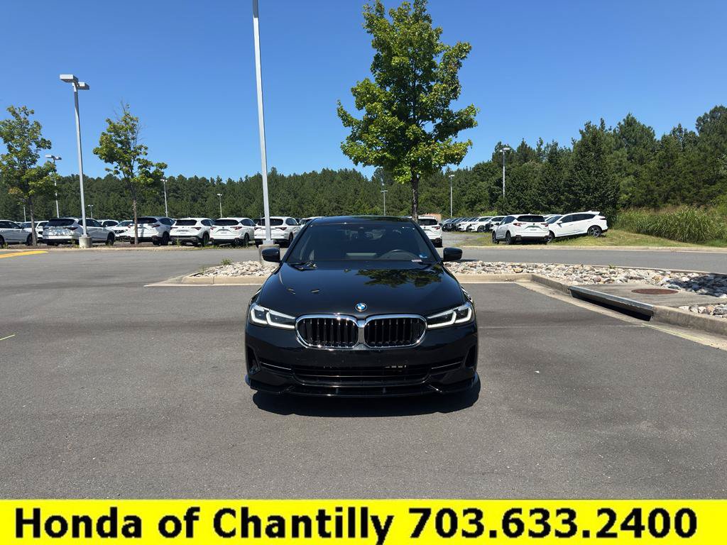 Used 2022 BMW 530i xDrive w/ Premium Package AWD/4WD image 2