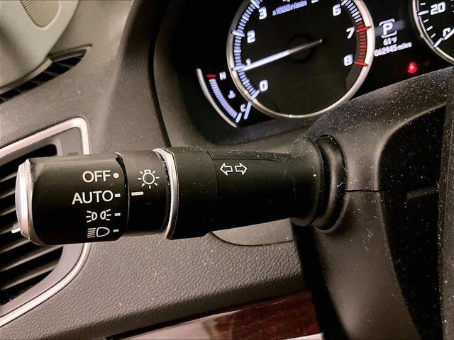 Used 2015 Acura TLX w/ Technology Package FWD image 30