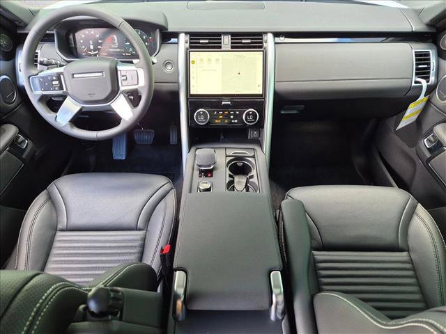 New 2026 Land Rover Discovery S AWD/4WD image 14