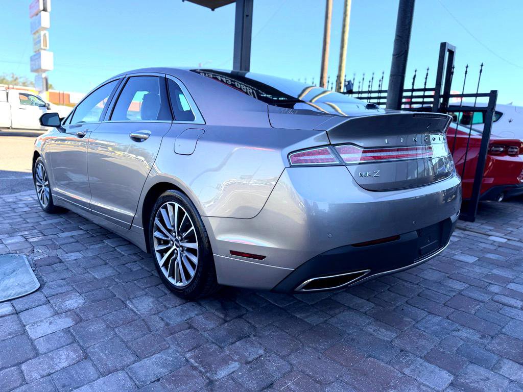 Used 2019 Lincoln MKZ Premiere FWD image 6