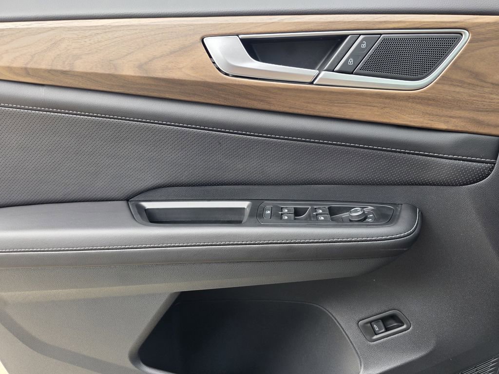 New 2026 Volkswagen Atlas SE image 16