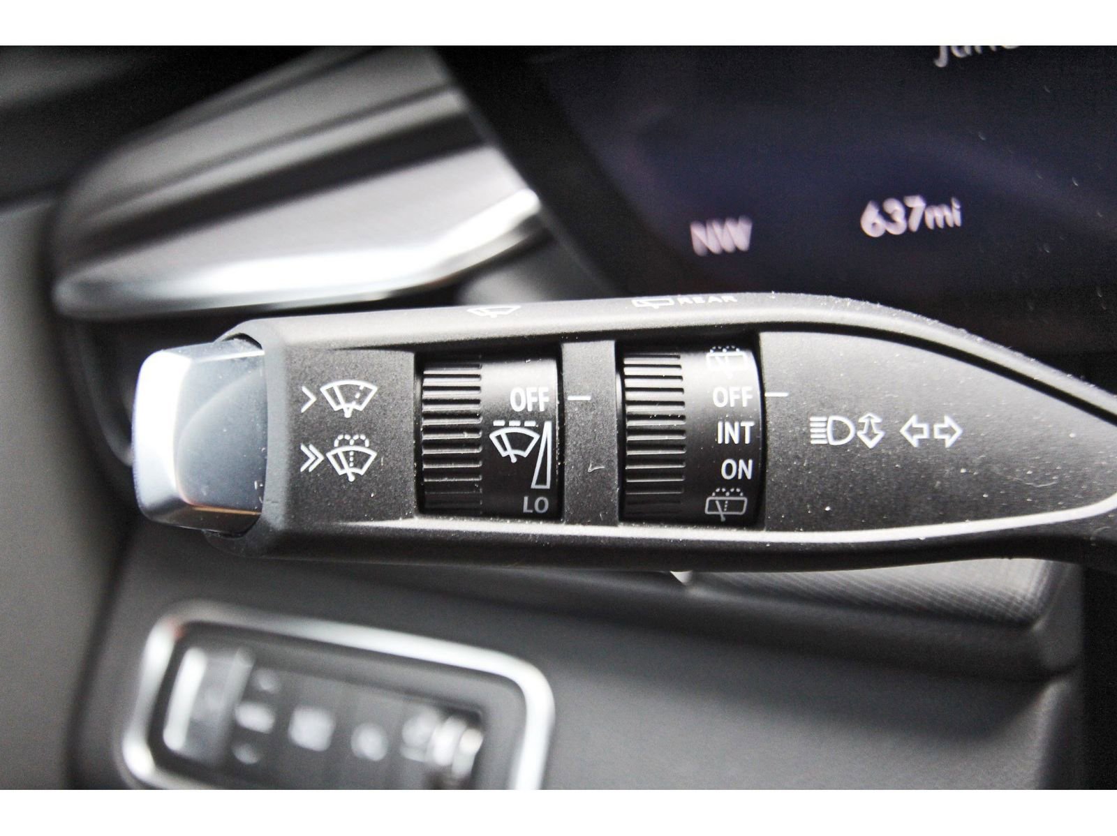 Used 2026 Buick Enclave Sport Touring w/ Power Package FWD image 17