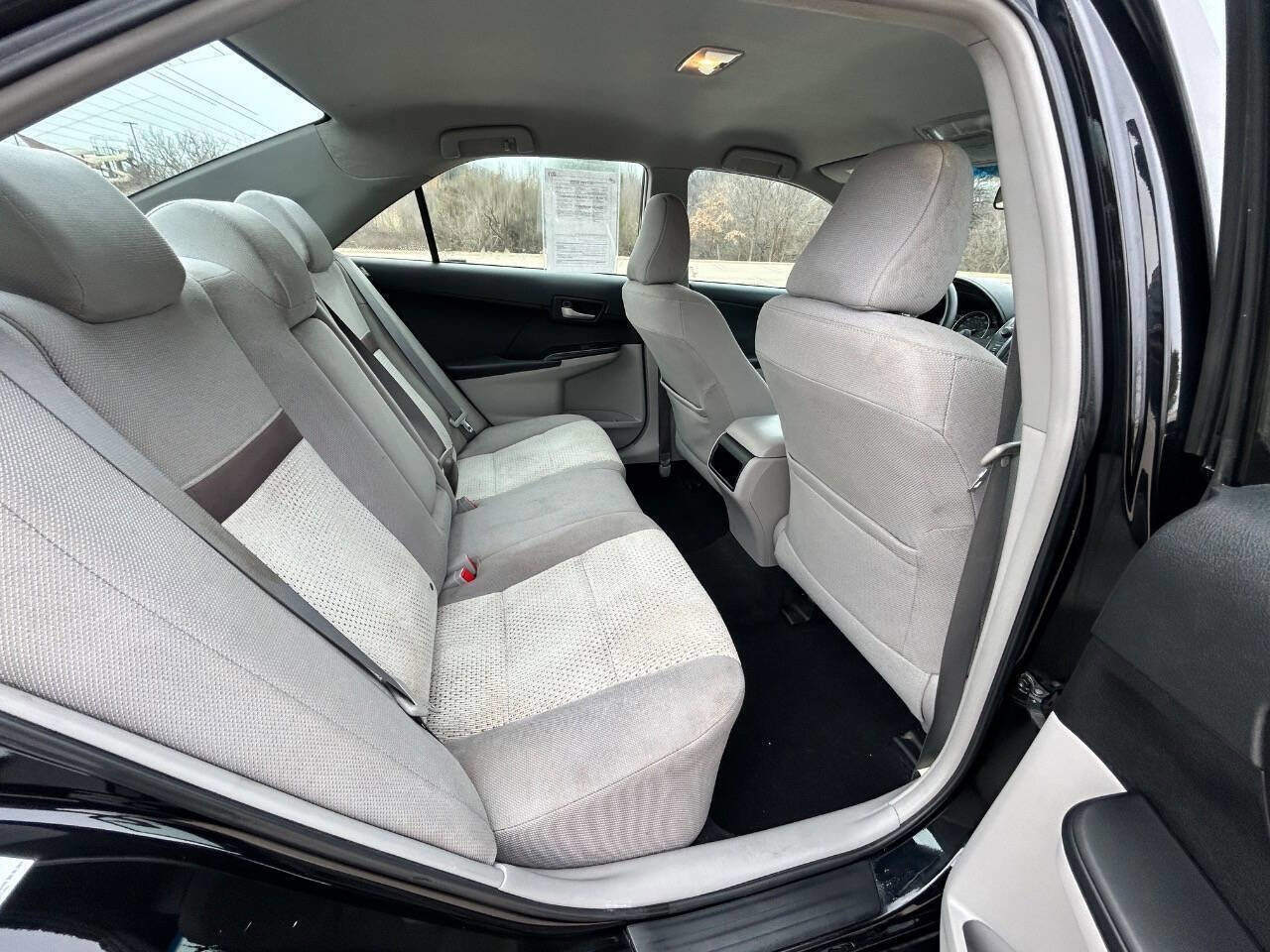 Used 2012 Toyota Camry LE image 14