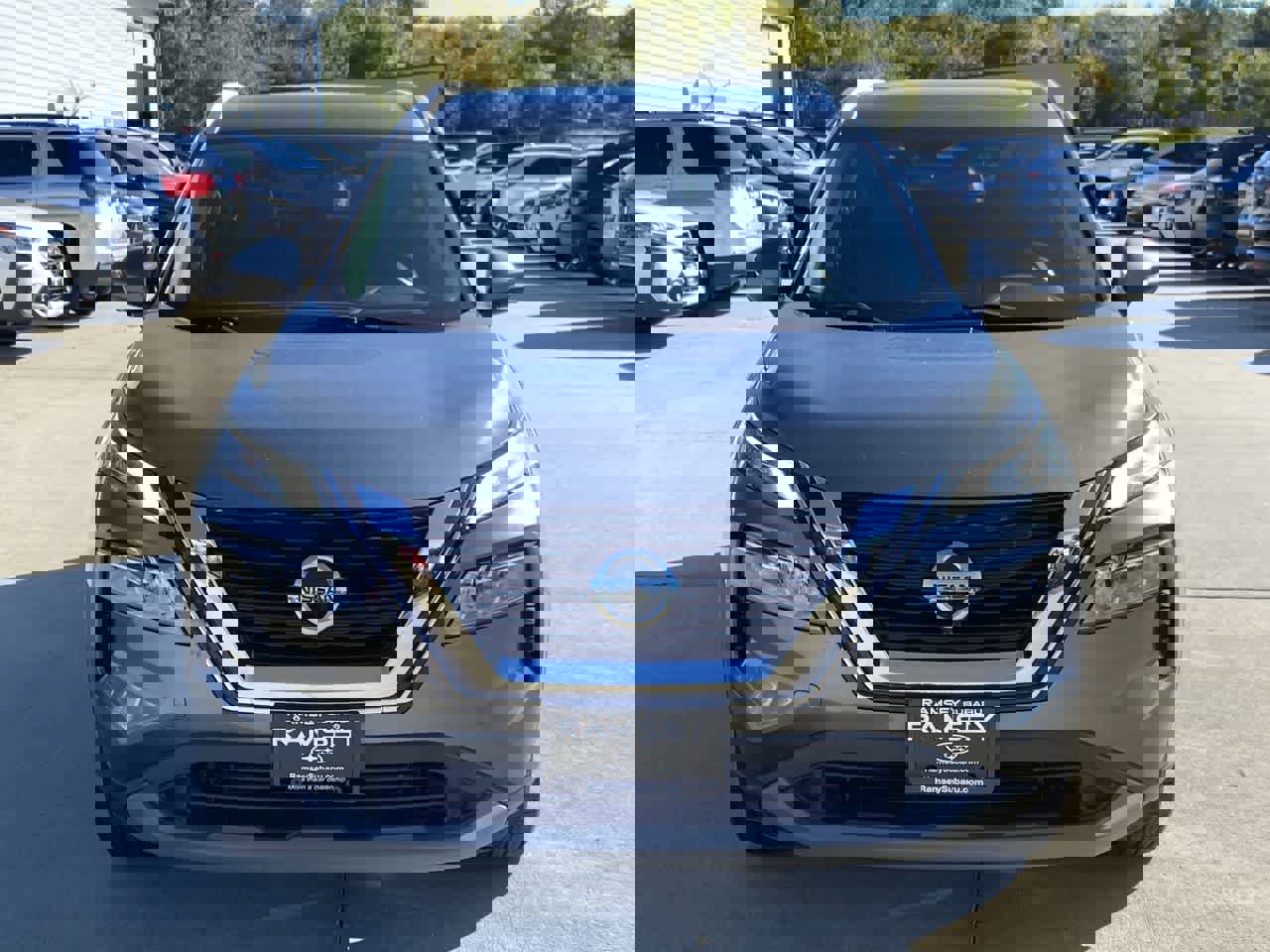 Used 2021 Nissan Rogue SV w/ Premium Package image 9