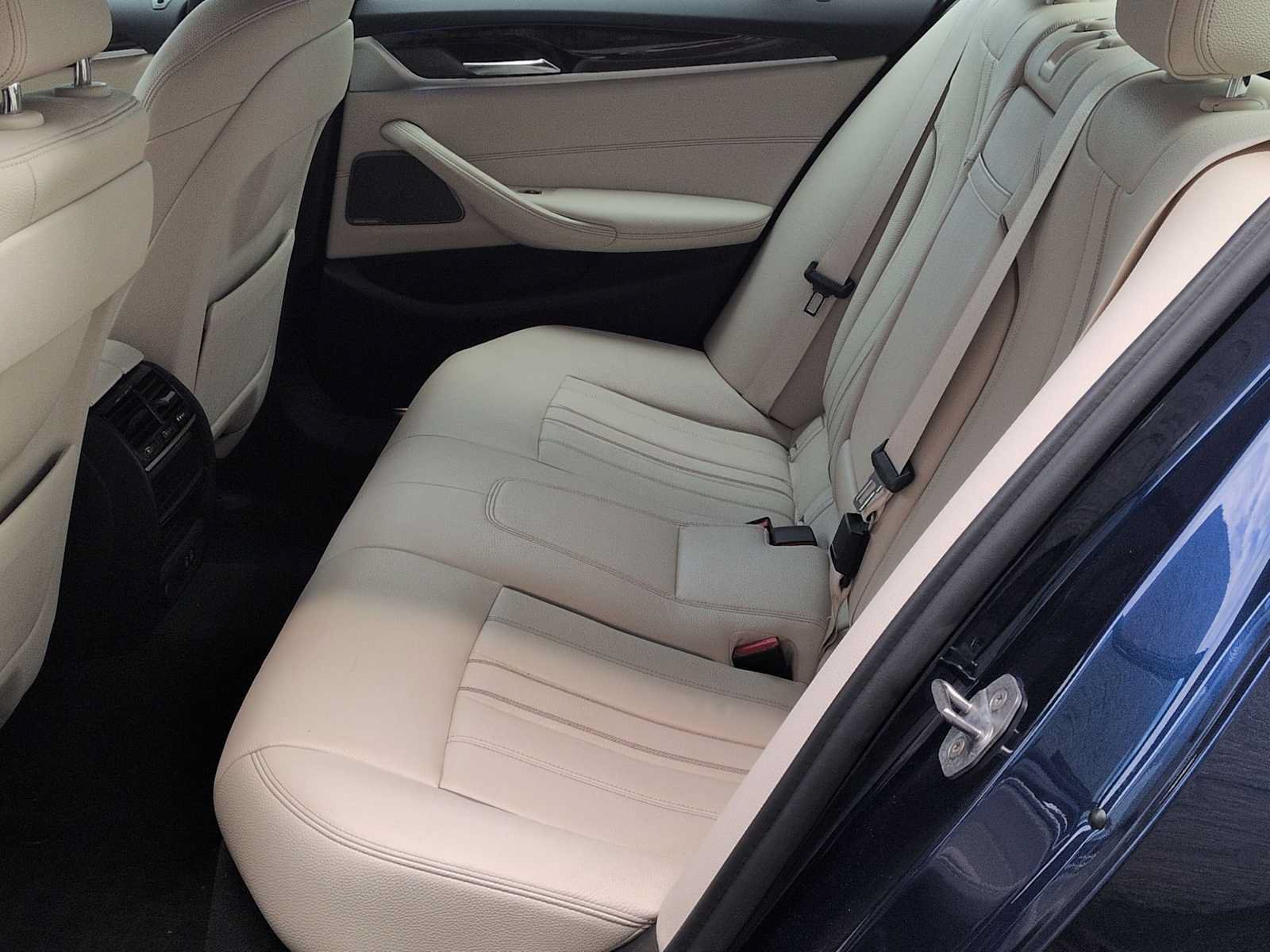 Used 2020 BMW 540i xDrive w/ Premium Package AWD/4WD image 22
