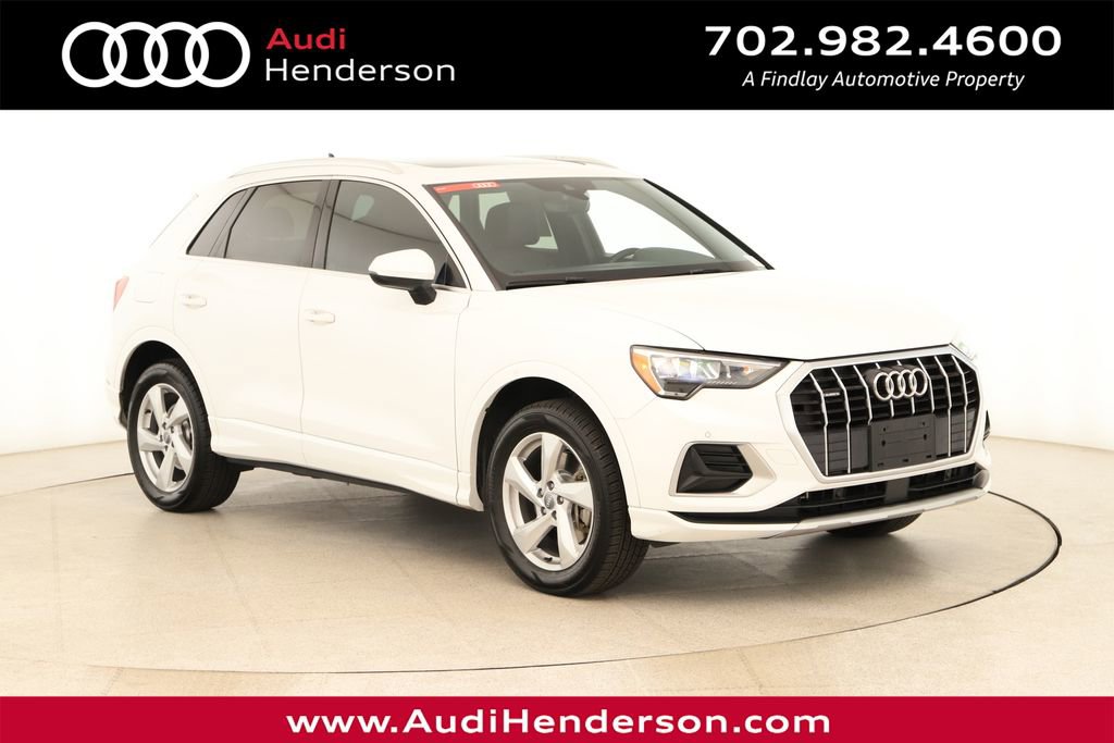 Used 2020 Audi Q3 2.0T Premium w/ Convenience Package AWD/4WD image 1