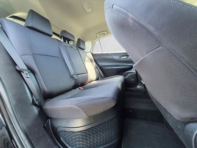 Used 2021 Toyota Venza LE w/ Carpet Mat Package (TMS) AWD/4WD image 18