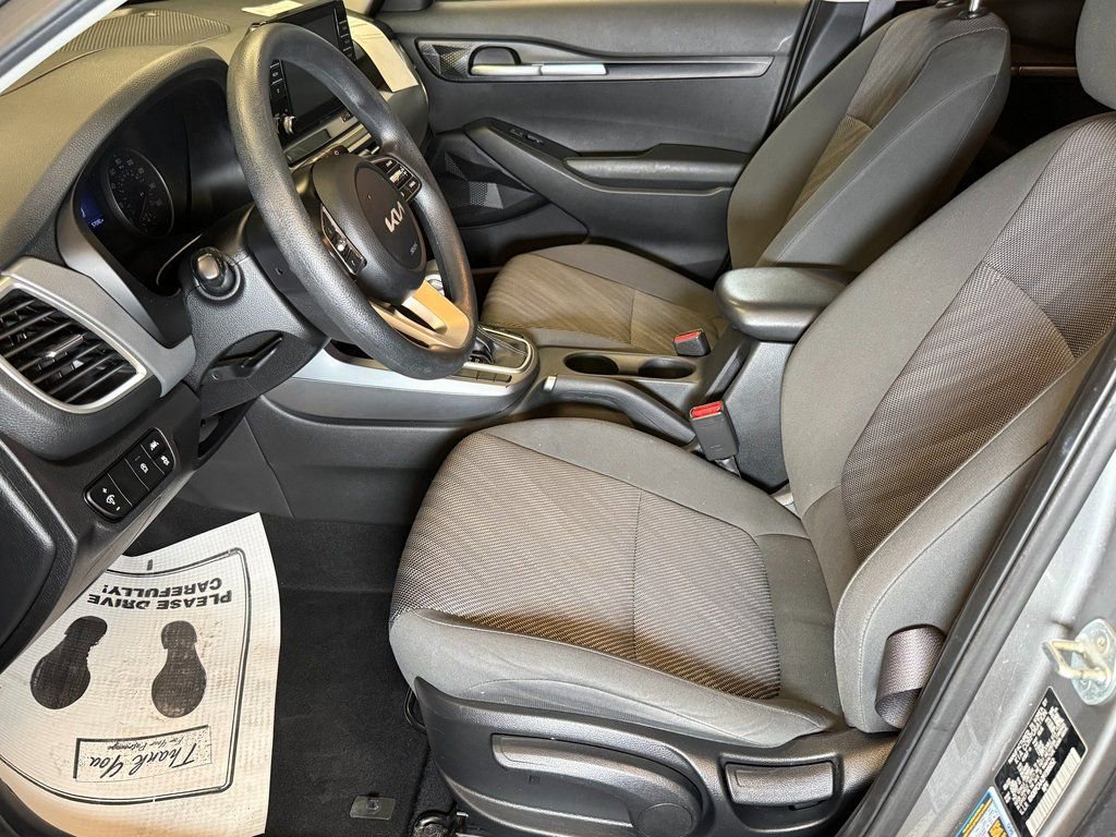 Used 2023 Kia Seltos LX AWD/4WD image 20
