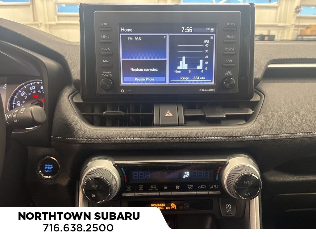 Used 2020 Toyota RAV4 XLE w/ Carpet Mat Package AWD/4WD image 13