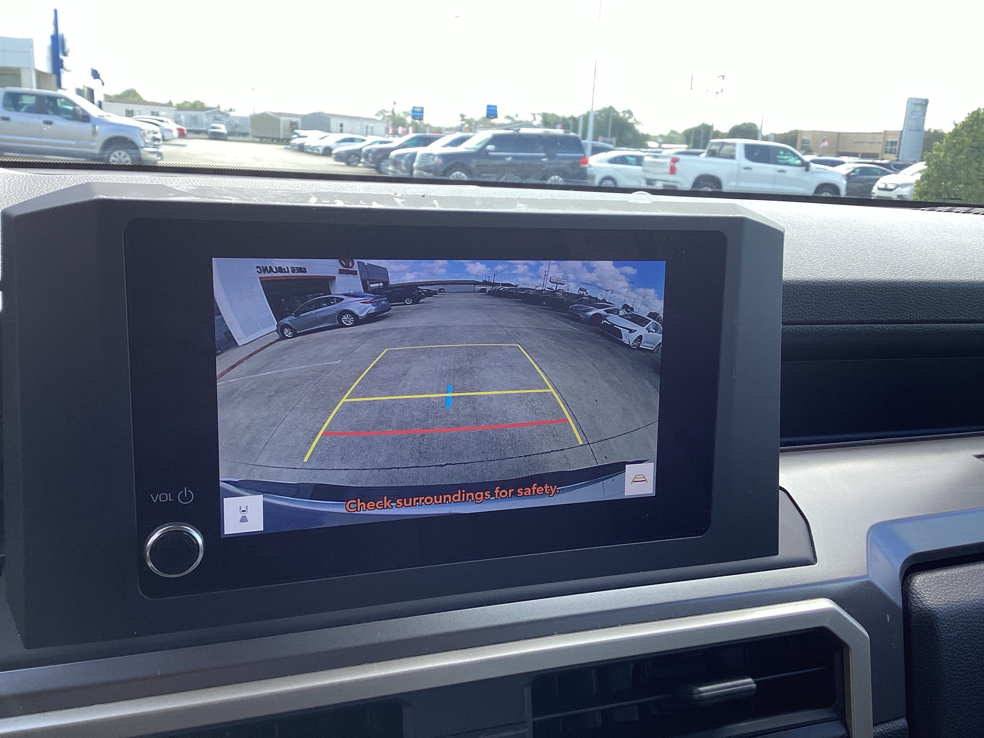 Used 2024 Toyota Tacoma SR5 RWD image 18