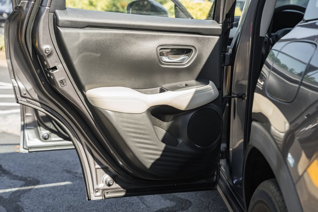 Certified 2024 Honda HR-V LX image 31