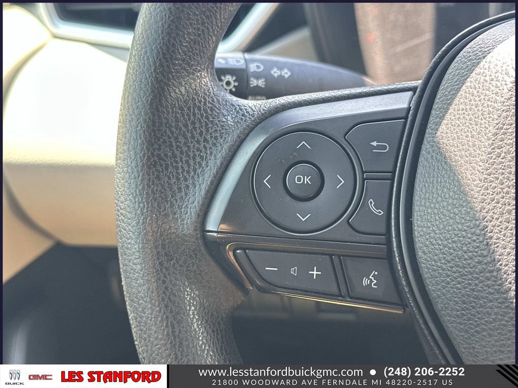 Used 2022 Toyota Corolla LE FWD image 22