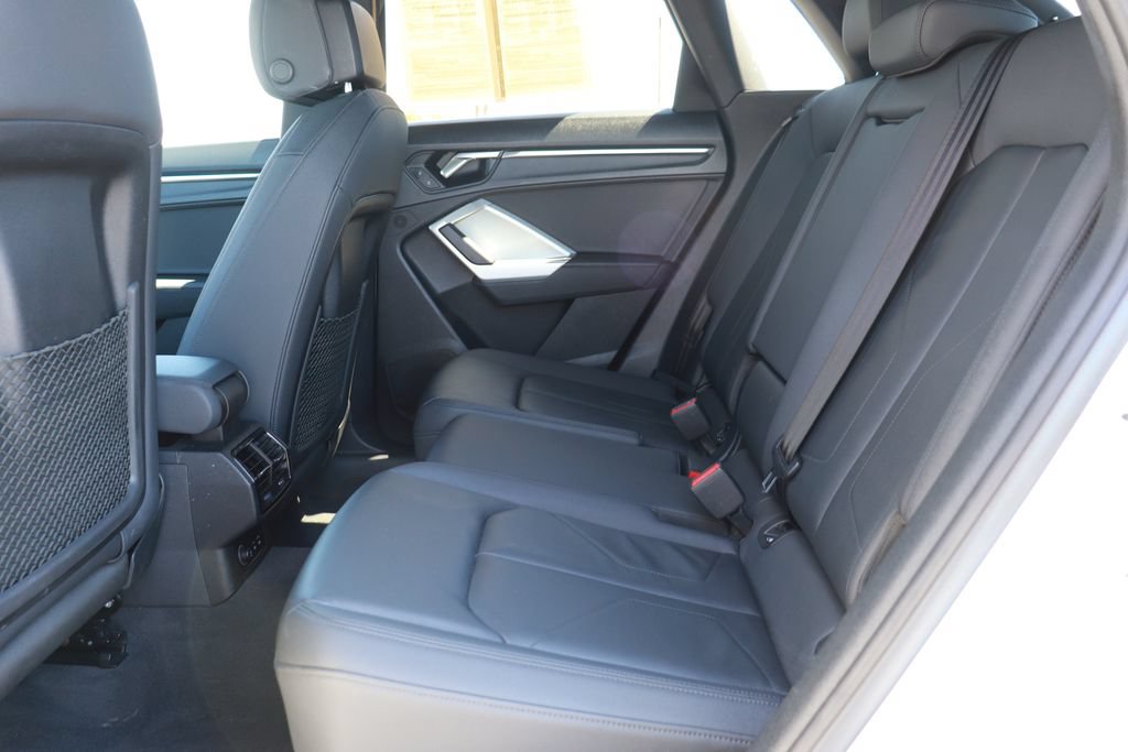 Used 2025 Audi Q3 2.0T Premium AWD/4WD image 14