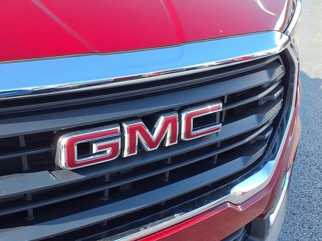Used 2024 GMC Terrain SLE w/ Driver Convenience Package image 21