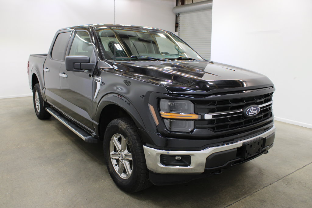 Used 2025 Ford F150 XLT w/ Equipment Group 301A Standard AWD/4WD image 6