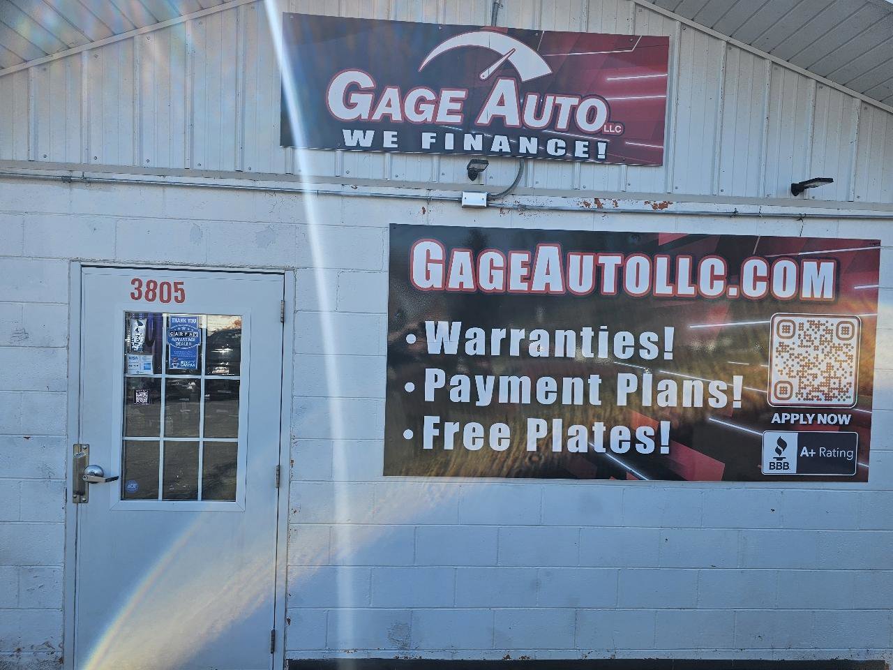 Used 2013 Dodge Avenger SE image 15