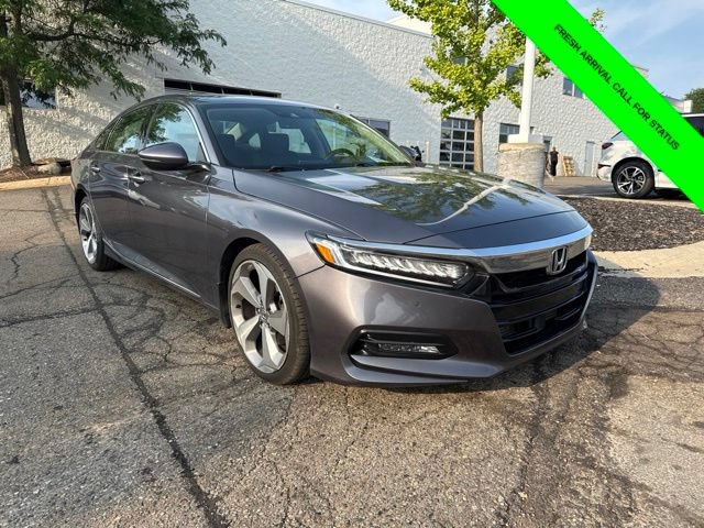 Used 2018 Honda Accord Touring image 11
