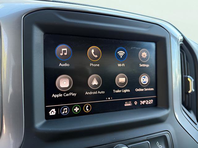 Used 2022 Chevrolet Silverado 2500 Custom w/ Custom Value Package image 17
