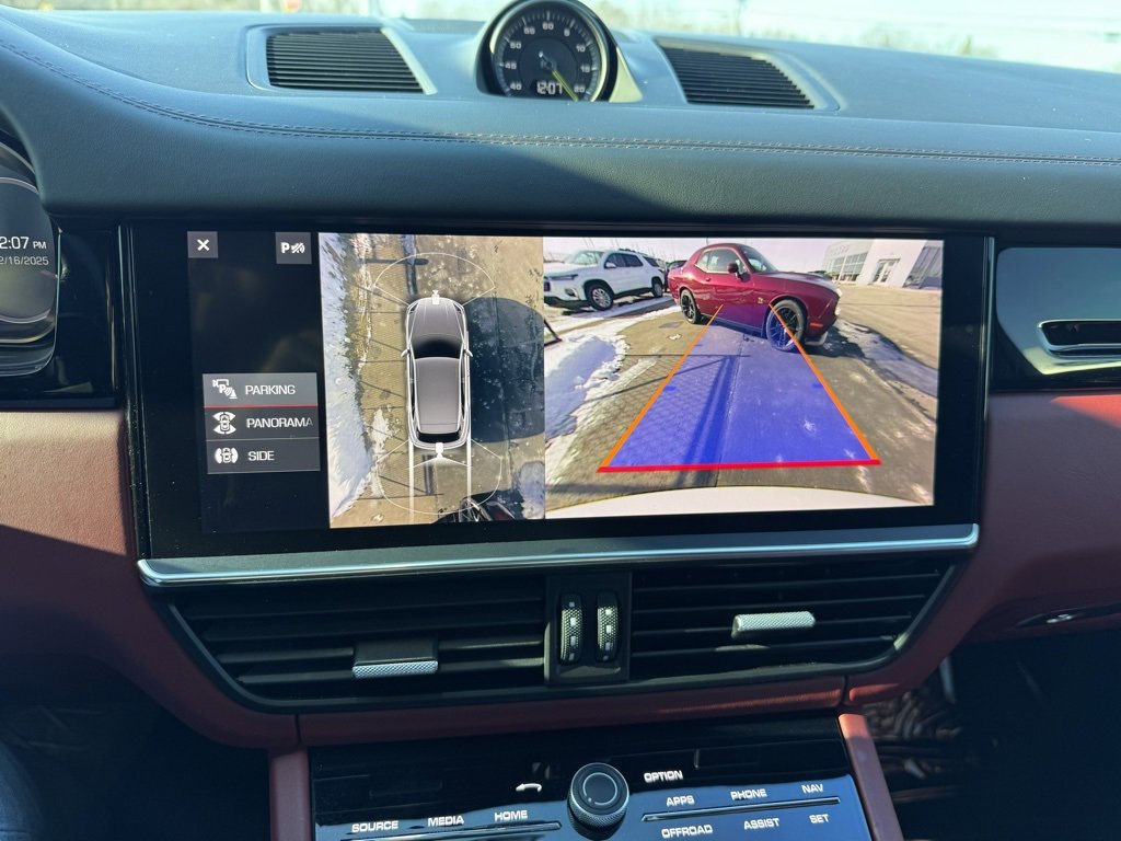 Used 2021 Porsche Cayenne Base image 22