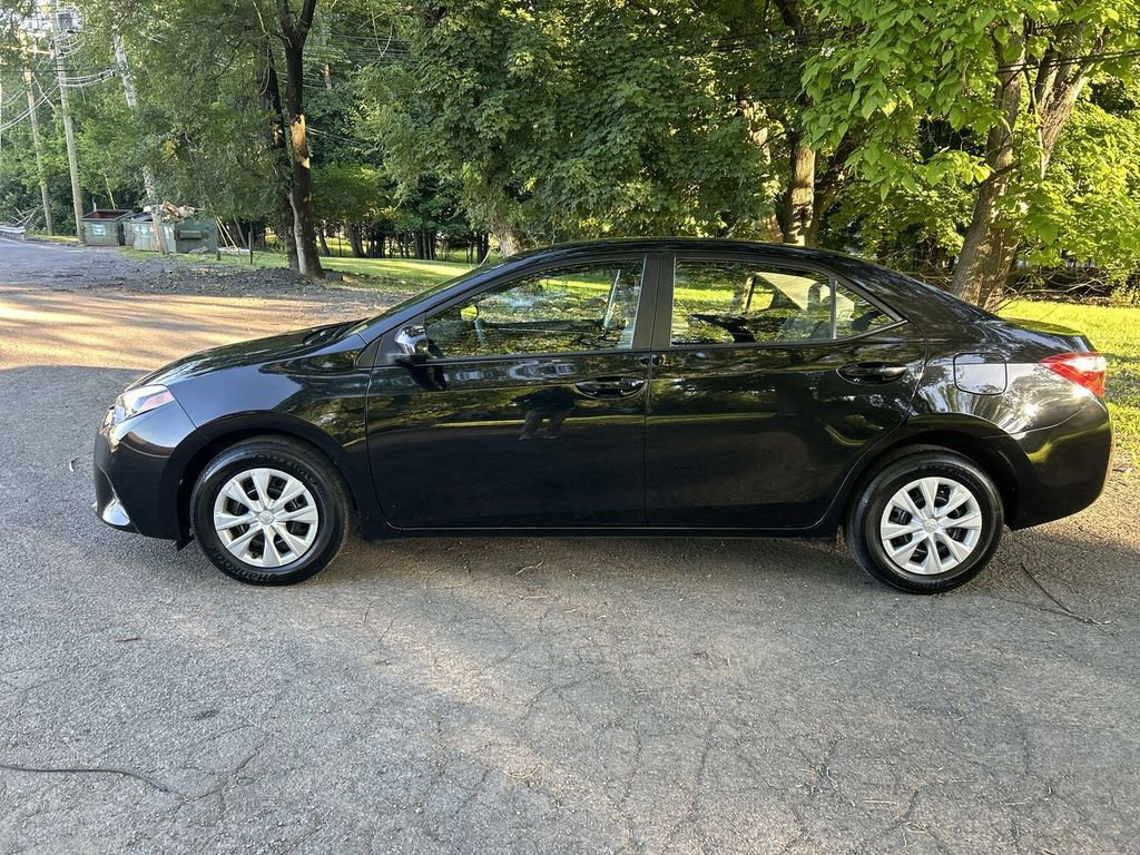 Used 2015 Toyota Corolla L FWD image 5