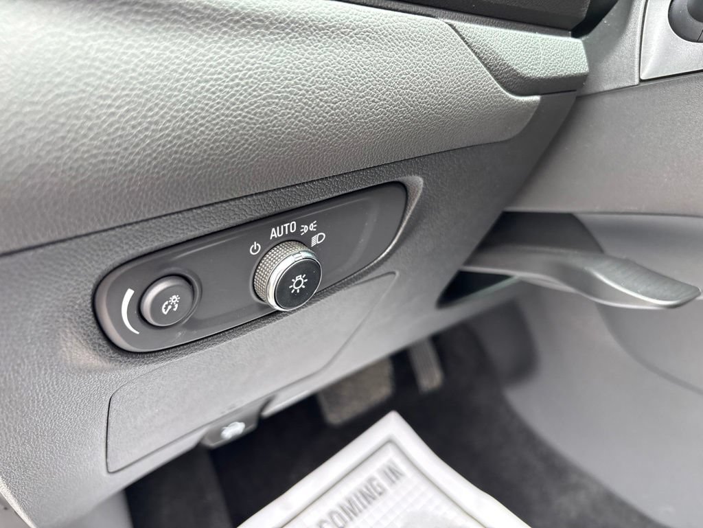 Used 2024 Buick Encore GX Preferred FWD image 21