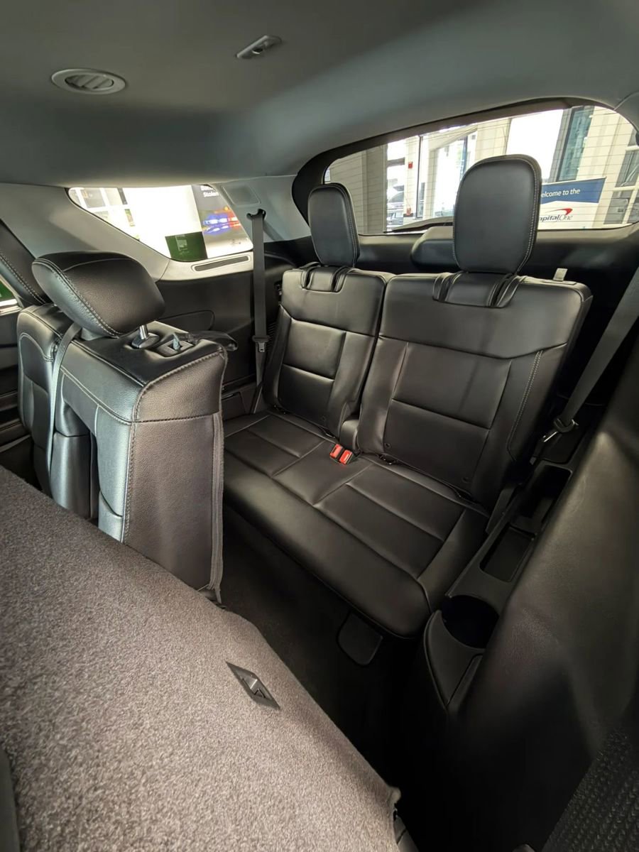 Used 2021 Ford Explorer Limited AWD/4WD image 19