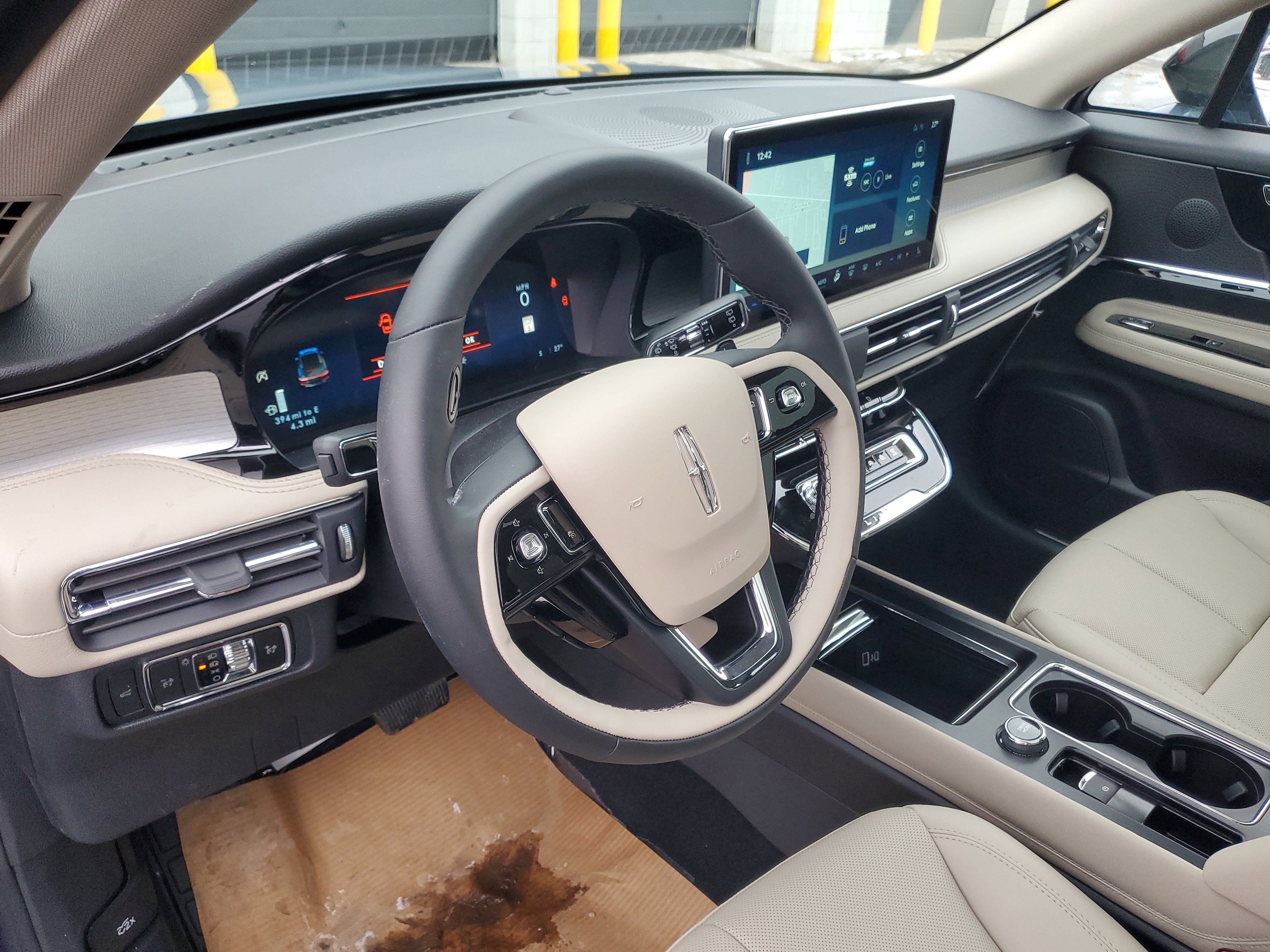 New 2026 Lincoln Corsair Premiere image 13