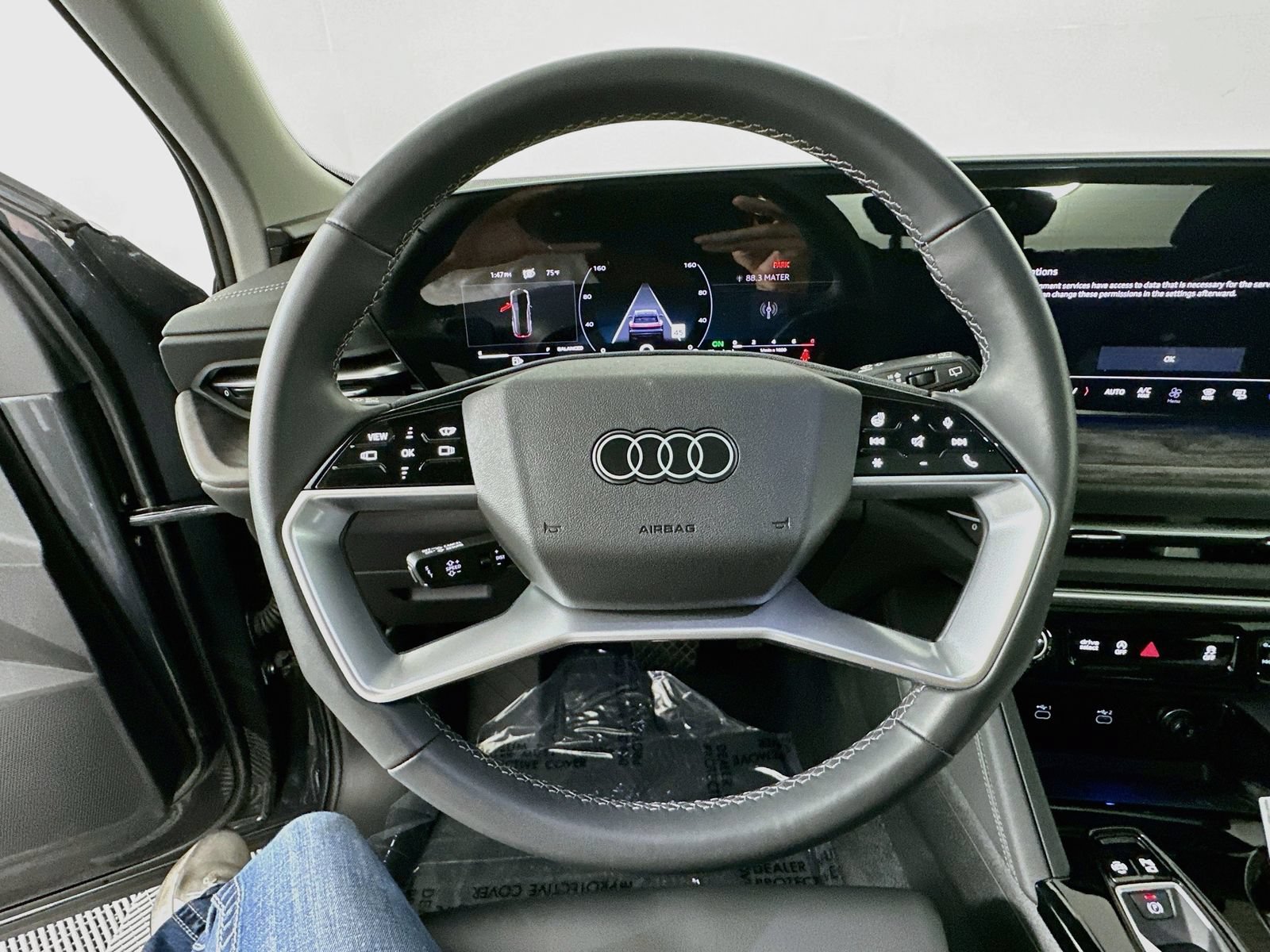 Used 2025 Audi Q5 Premium Plus w/ Premium Plus AWD/4WD image 10