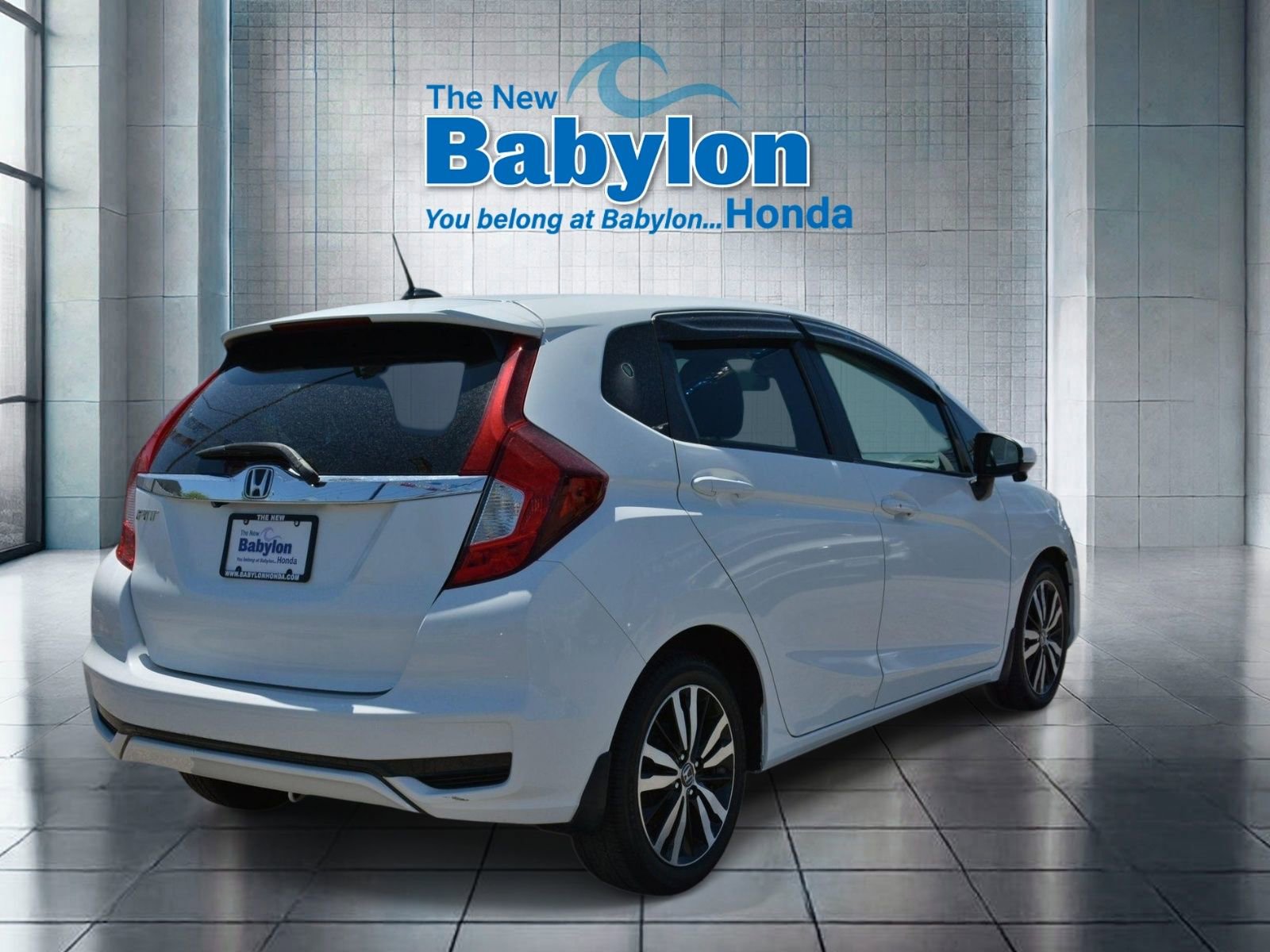 Used 2018 Honda Fit EX image 4