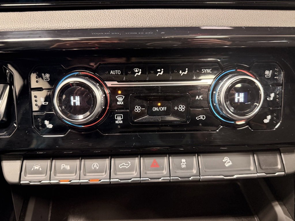 Used 2025 GMC Sierra 1500 AT4 w/ AT4 Premium Package image 41