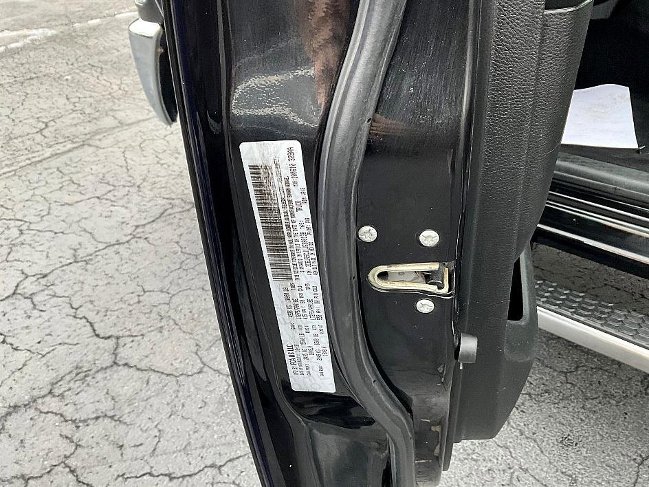 Used 2018 RAM 2500 Tradesman w/ Chrome Appearance Group image 34