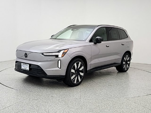 New 2026 Volvo EX90 Ultra