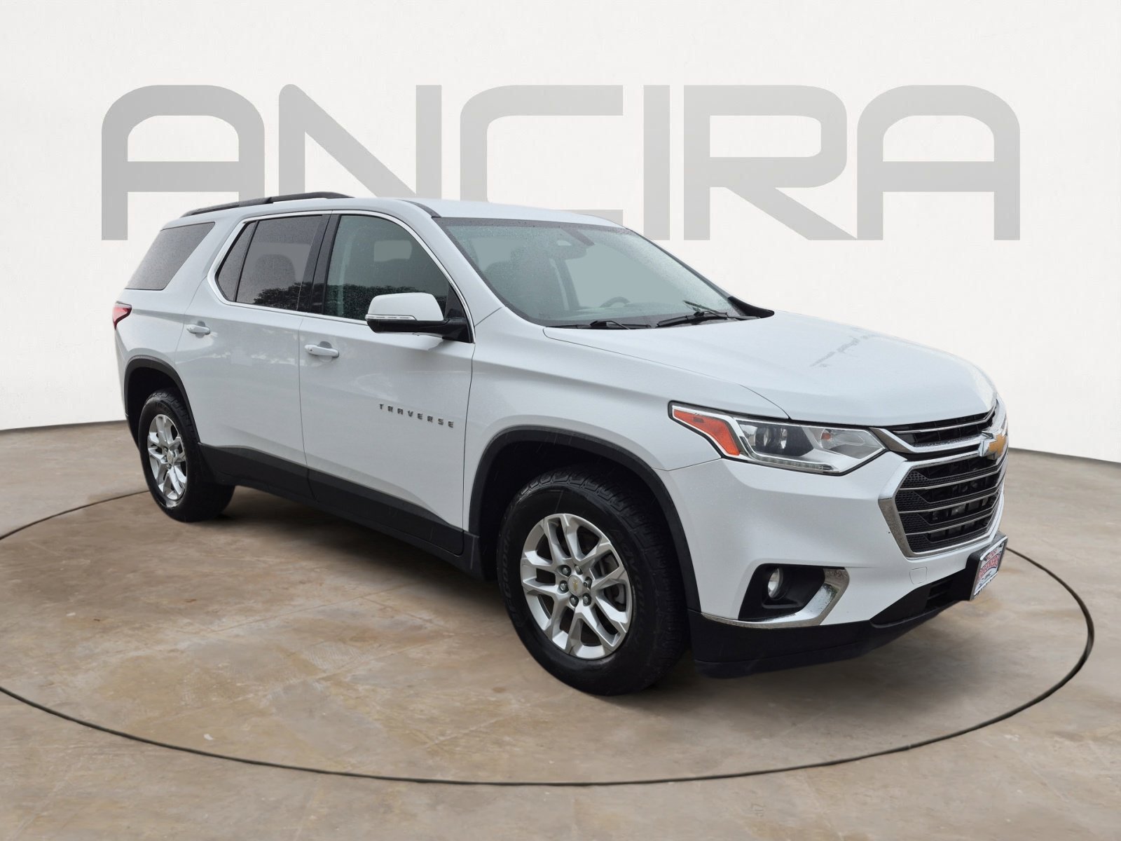 Used 2019 Chevrolet Traverse LT FWD image 5