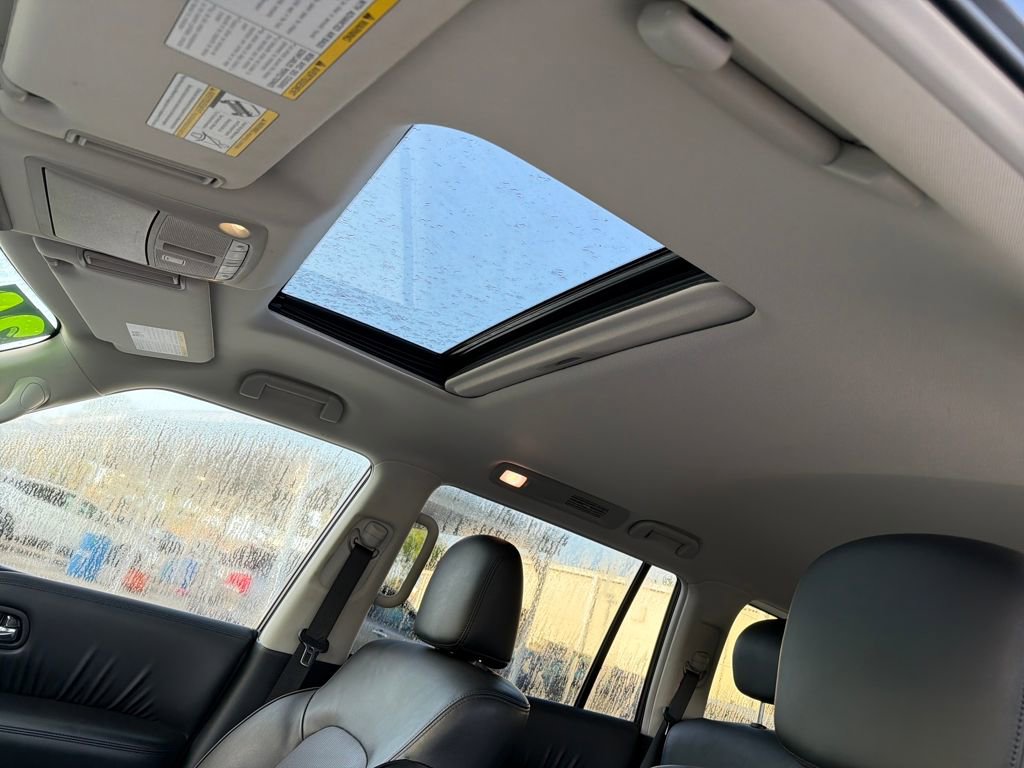 Used 2024 Nissan Armada SL w/ Captain's Chairs Package image 16