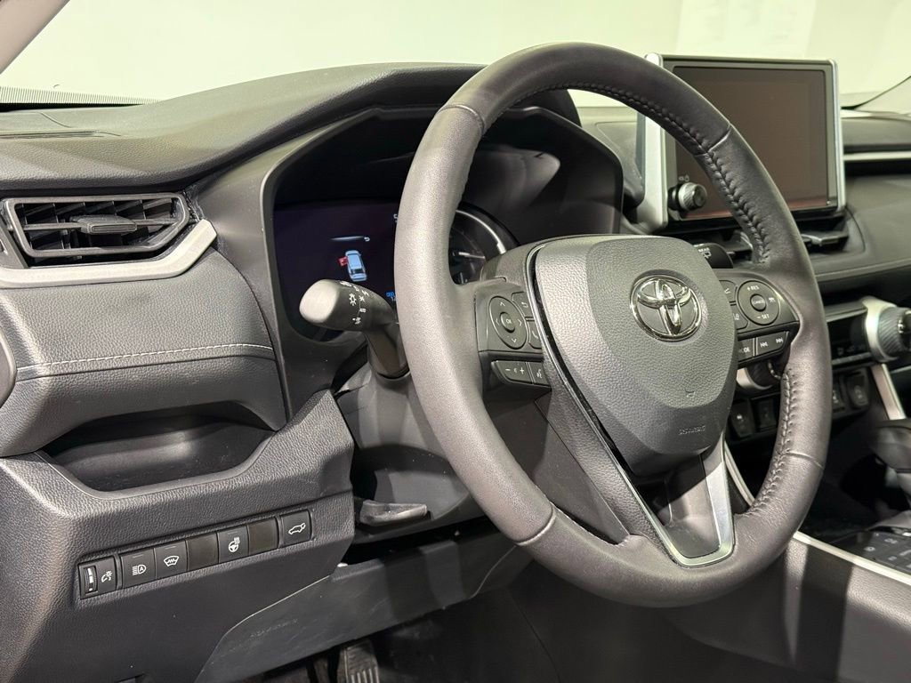Certified 2024 Toyota RAV4 XLE image 17