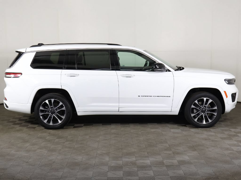 Used 2023 Jeep Grand Cherokee L Overland AWD/4WD image 23
