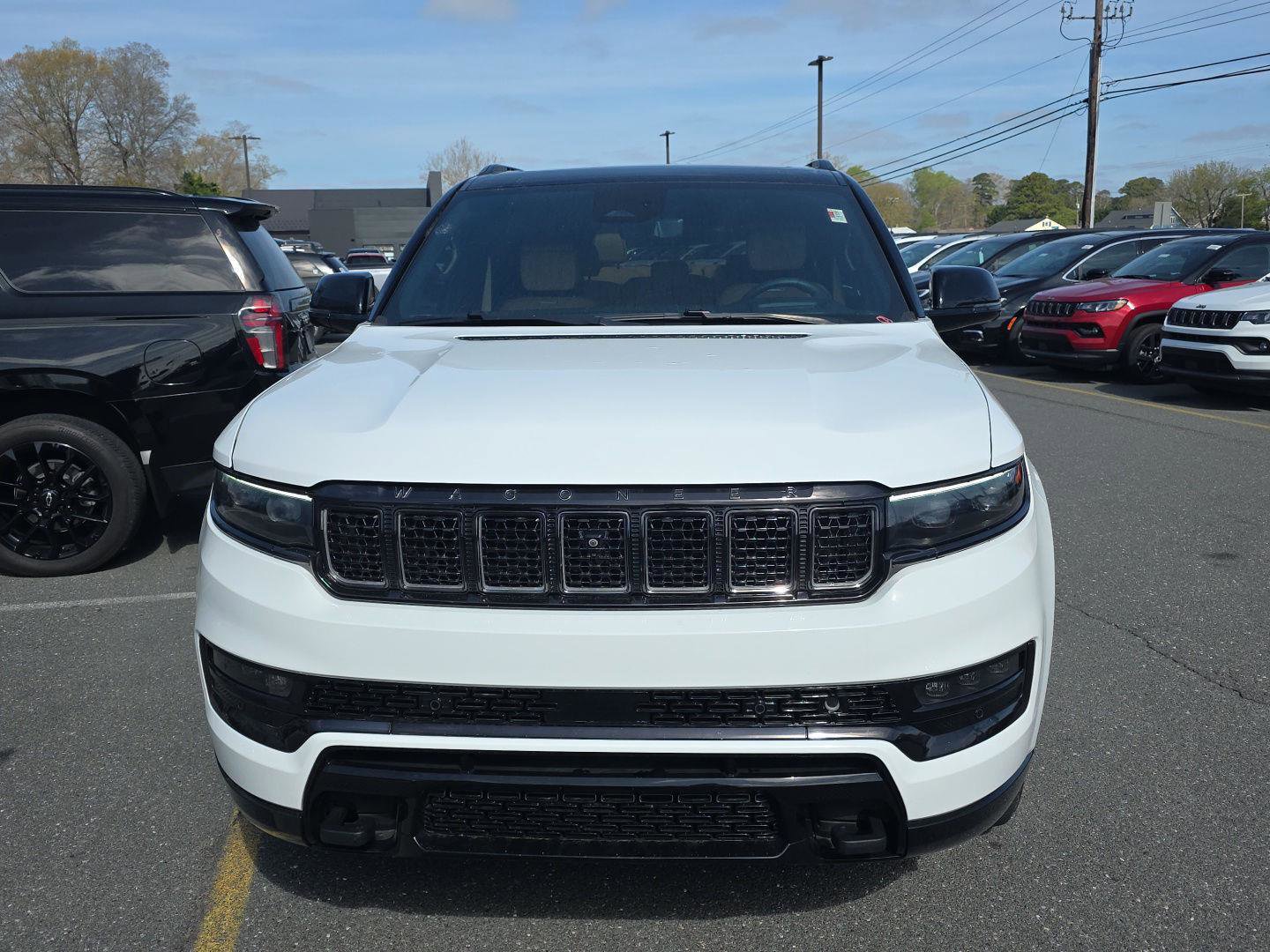 Used 2024 Jeep Grand Wagoneer Series III w/ Rear Seat Video Group 1 AWD/4WD image 2