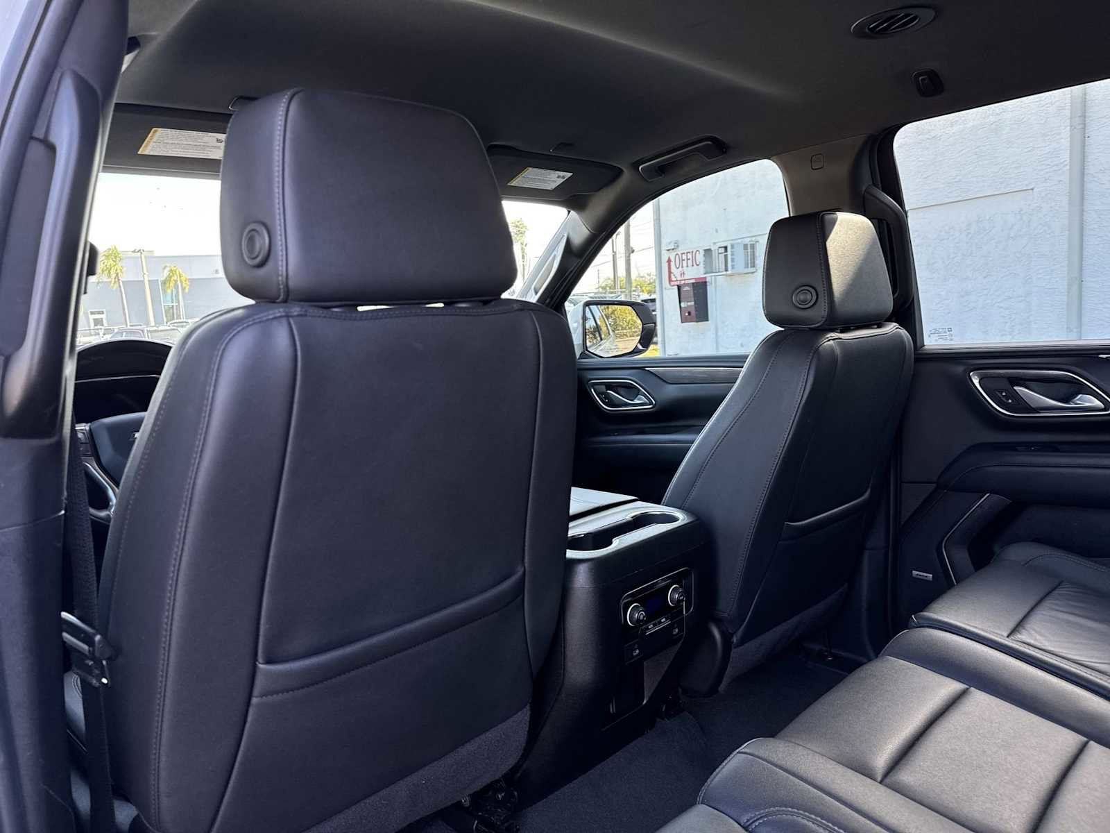 Used 2024 Chevrolet Suburban LT AWD/4WD image 17