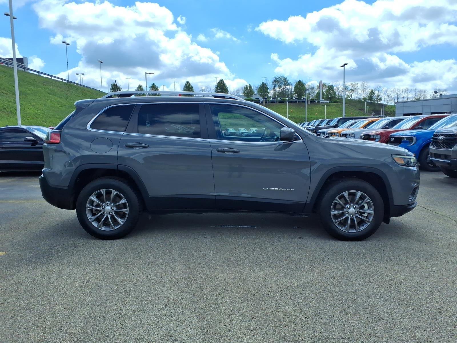Used 2021 Jeep Cherokee Latitude Lux w/ Sun & Sound Group image 6
