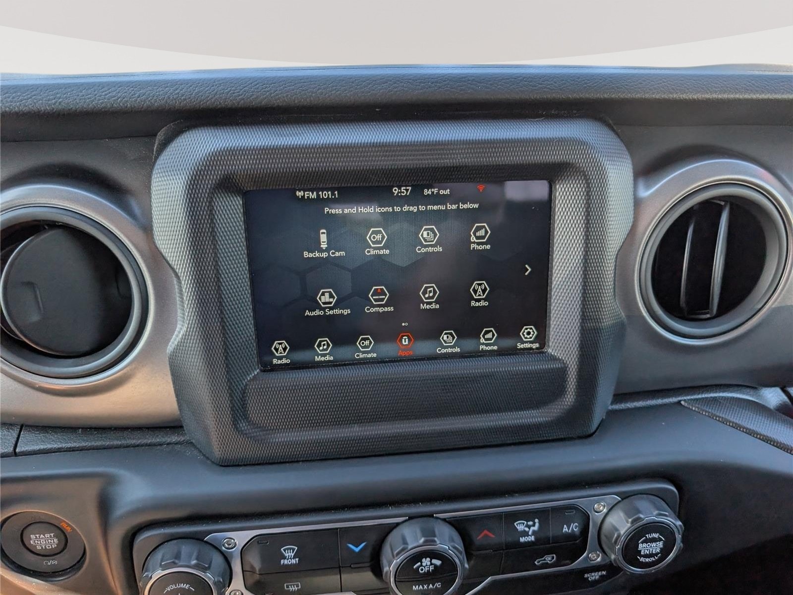Used 2023 Jeep Wrangler Unlimited Sport AWD/4WD image 25