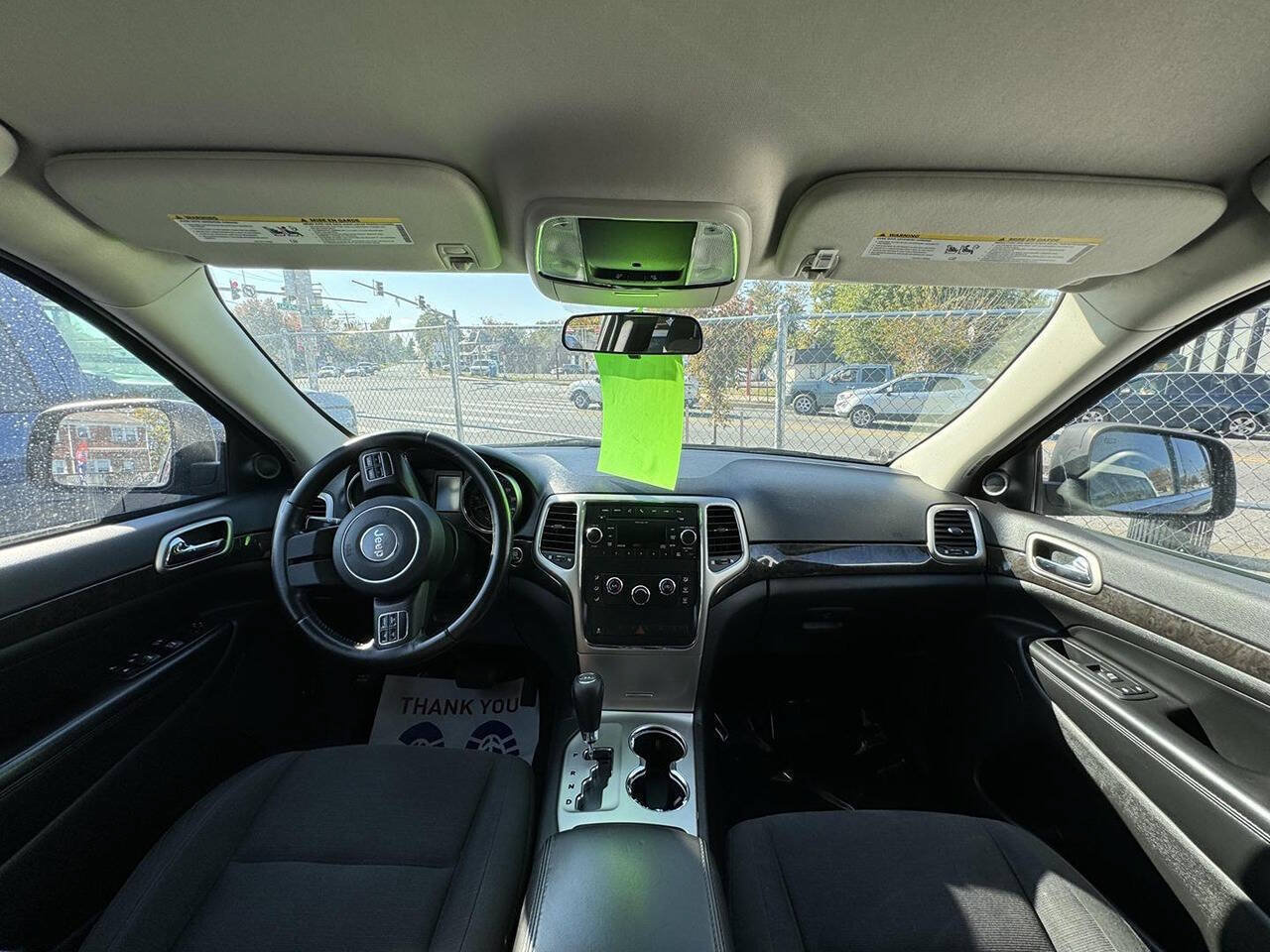 Used 2011 Jeep Grand Cherokee Laredo AWD/4WD image 8