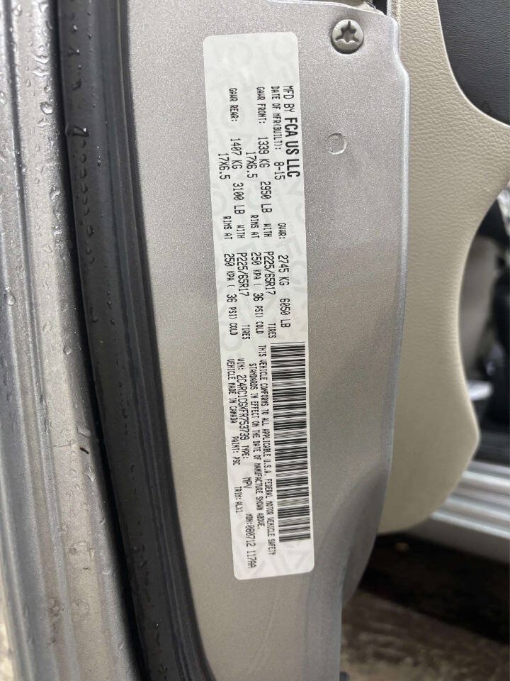 Used 2015 Chrysler Town & Country Touring-L w/ Driver Convenience Group FWD image 37