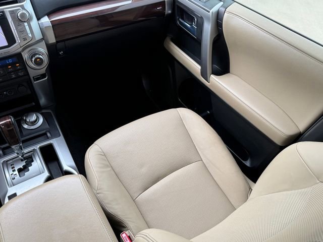 Used 2017 Toyota 4Runner Limited AWD/4WD image 25