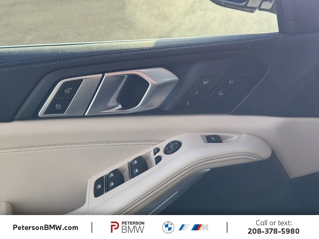 Used 2022 BMW X5 xDrive40i w/ Luxury Seating Package image 26