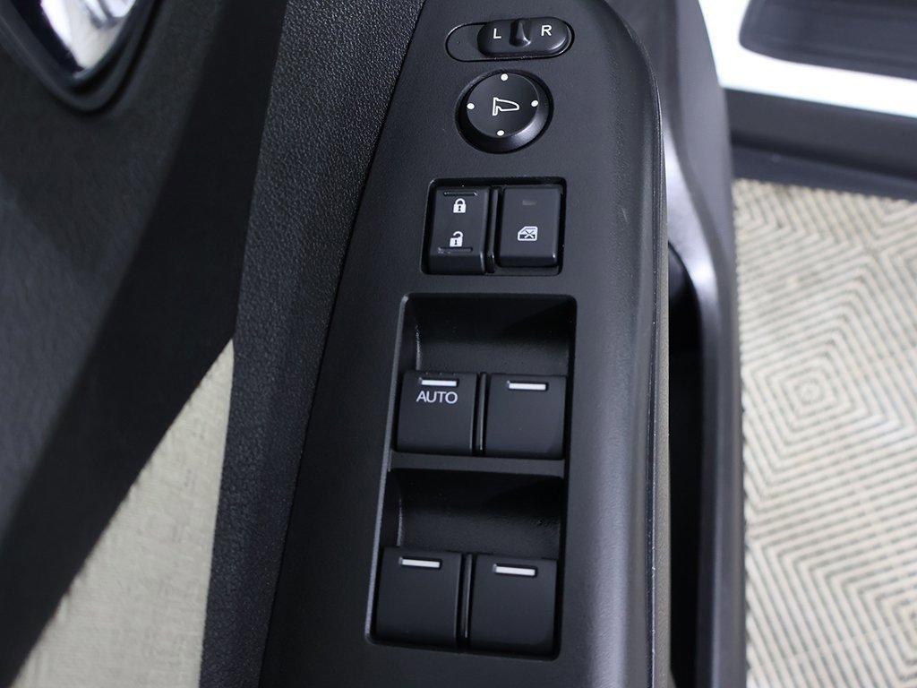 Used 2015 Honda CR-V EX image 32